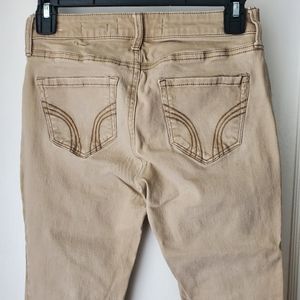 Hollister low rise super skinny jeans. No longer fit